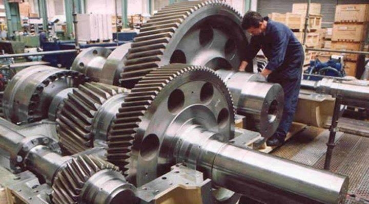 What are the common methods used for dynamic balancing of gearboxes?