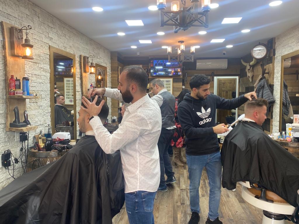 Innovative Cutting Techniques For Modern Men’s Hairstyles