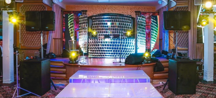 Integrating Sound Design with Video Projection Mapping for Enhanced Engagement